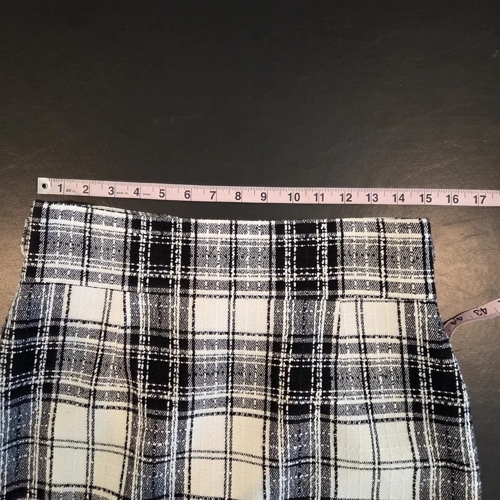 Antonio Melani Plaid Black and White Pencil Women's Skirt Size 6